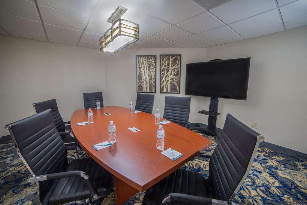Homewood Suites By Hilton Davidson Facilități foto